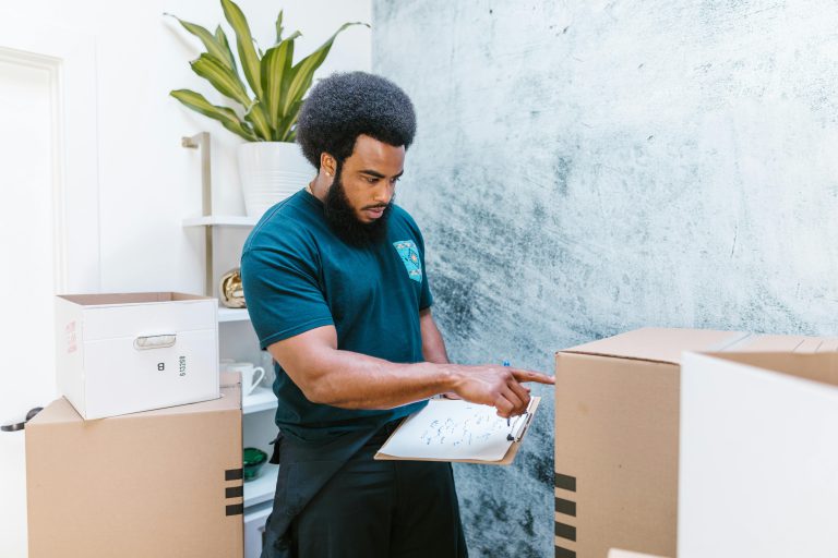 Commercial Moving: How to Minimize Downtime and Keep Your Business Running Smoothly